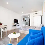 Saigon Royal D4 - Serene Pool View Studio - Hana Apart