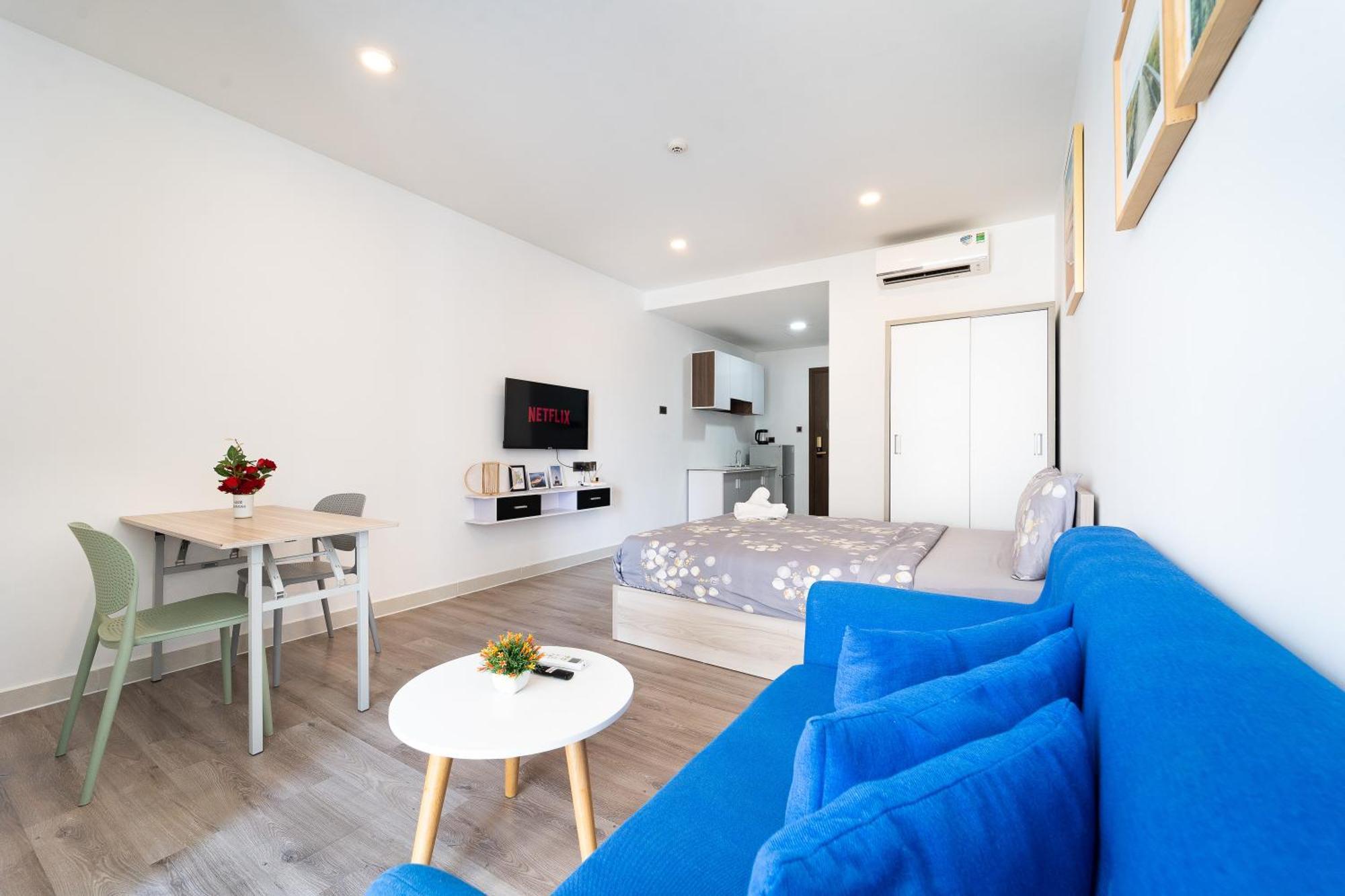 Khách sạn hẻo lánh Saigon Royal D4 - Serene Pool View Studio - Hana Apart TP. Hồ Chí Minh