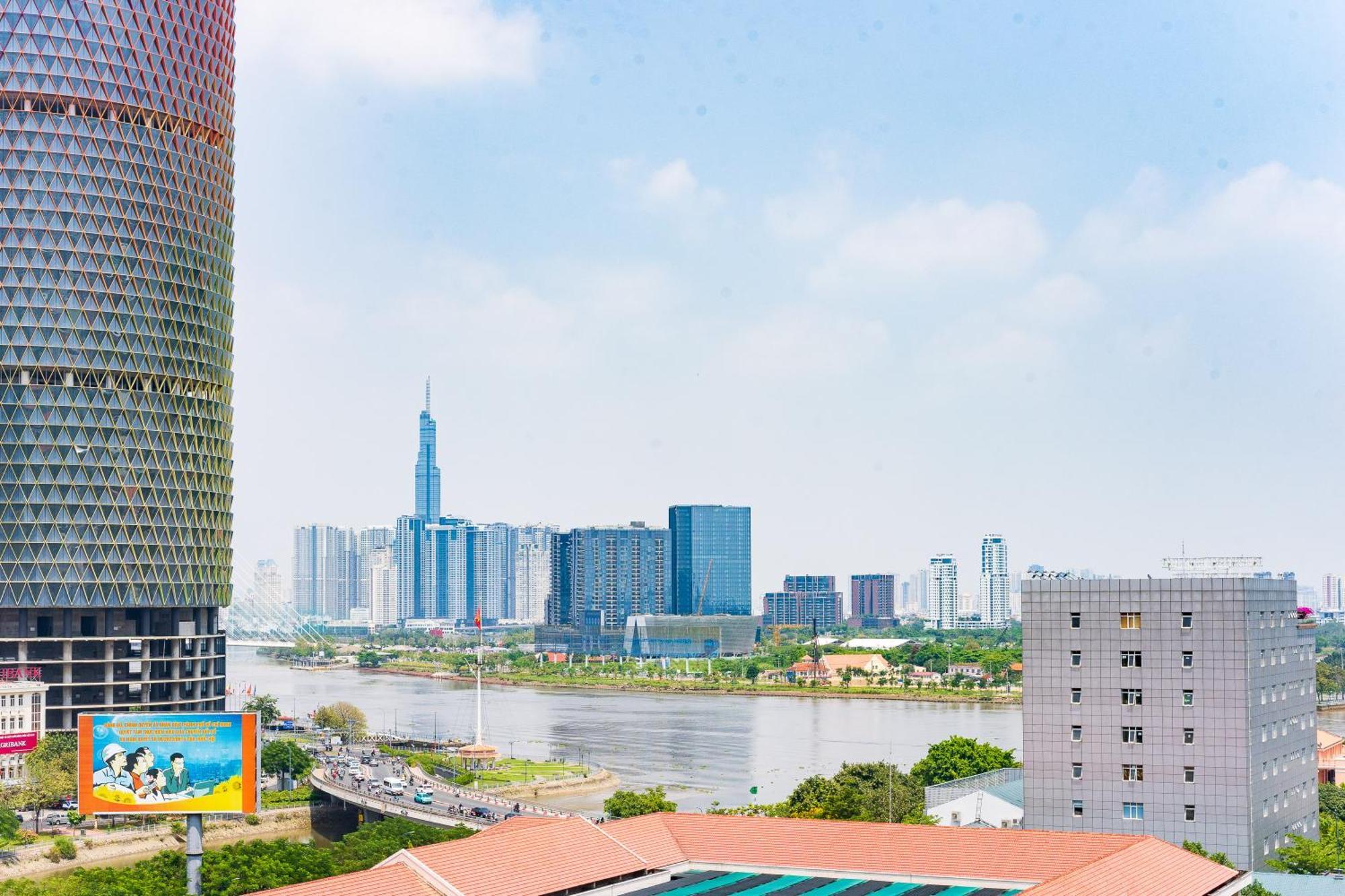 Saigon Royal D4 - Serene Pool View Studio - Hana Apart * TP. Hồ Chí Minh