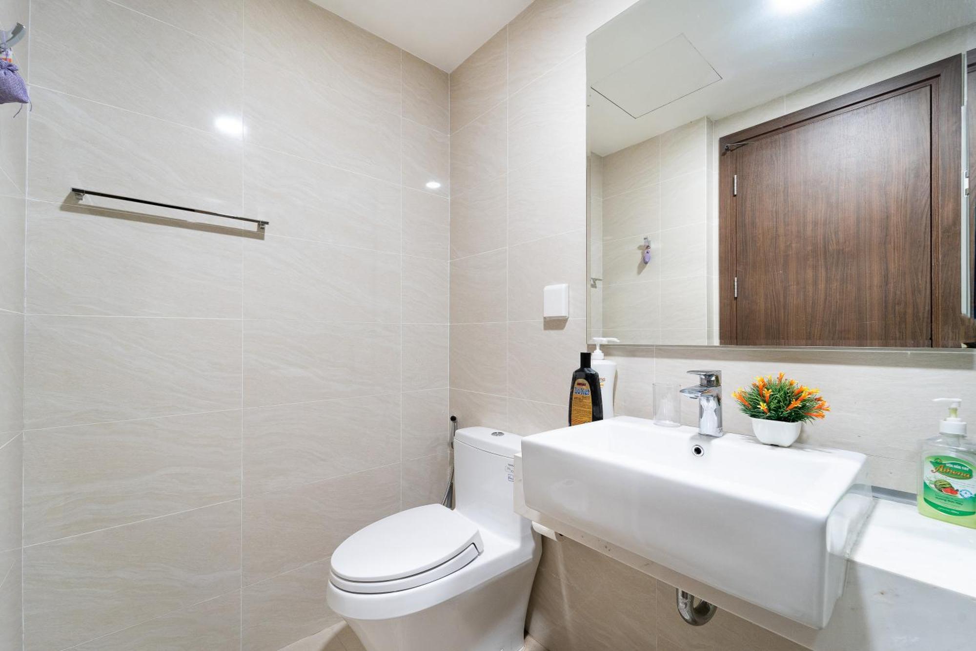 Saigon Royal D4 - Serene Pool View Studio - Hana Apart TP. Hồ Chí Minh